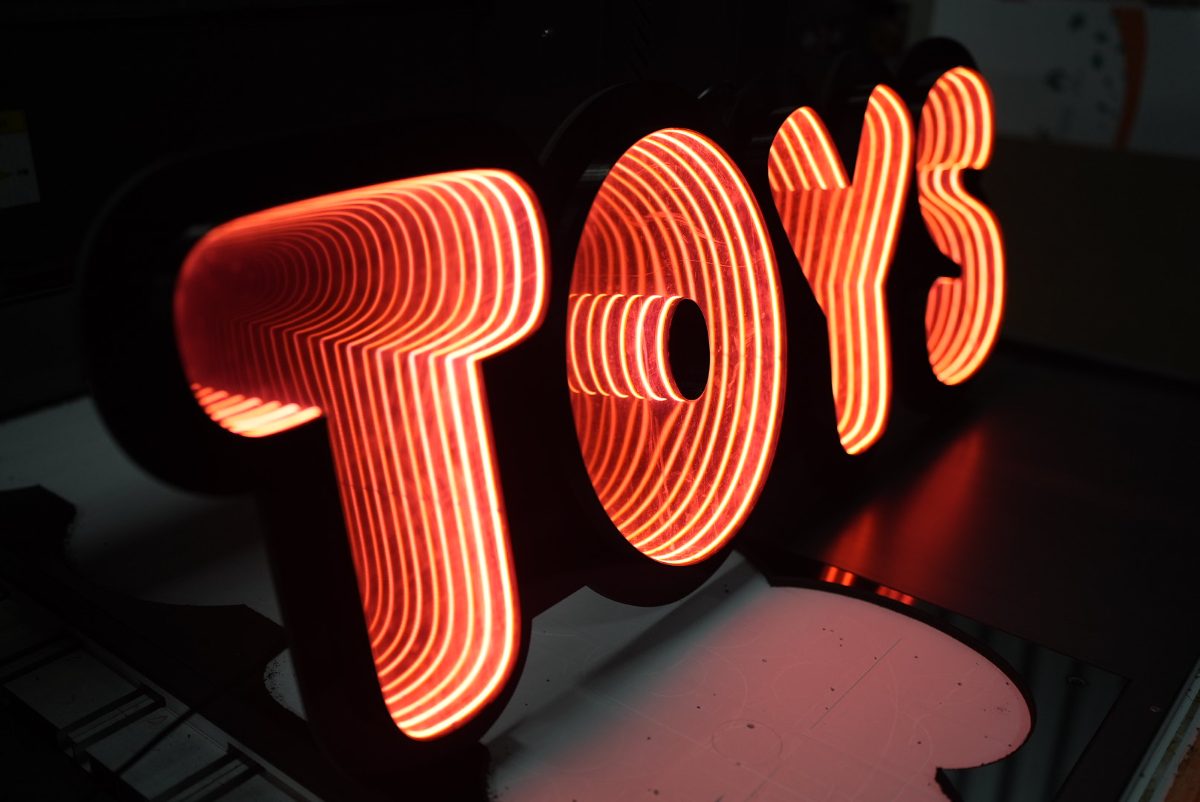 TOYS
